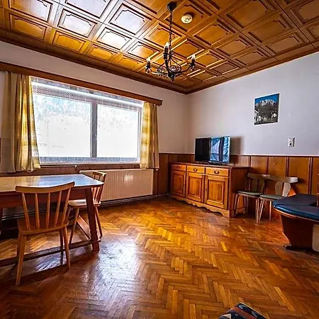 Sonnenhaus 군더셰임