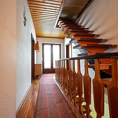 Sonnenhaus 군더셰임